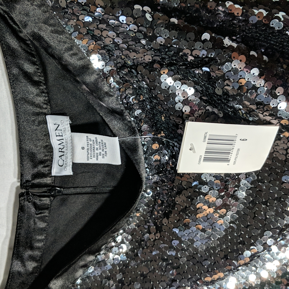 Carmen Marc Valvo Sequin, Long Skirt.  Size 6 - Picture 4 of 7